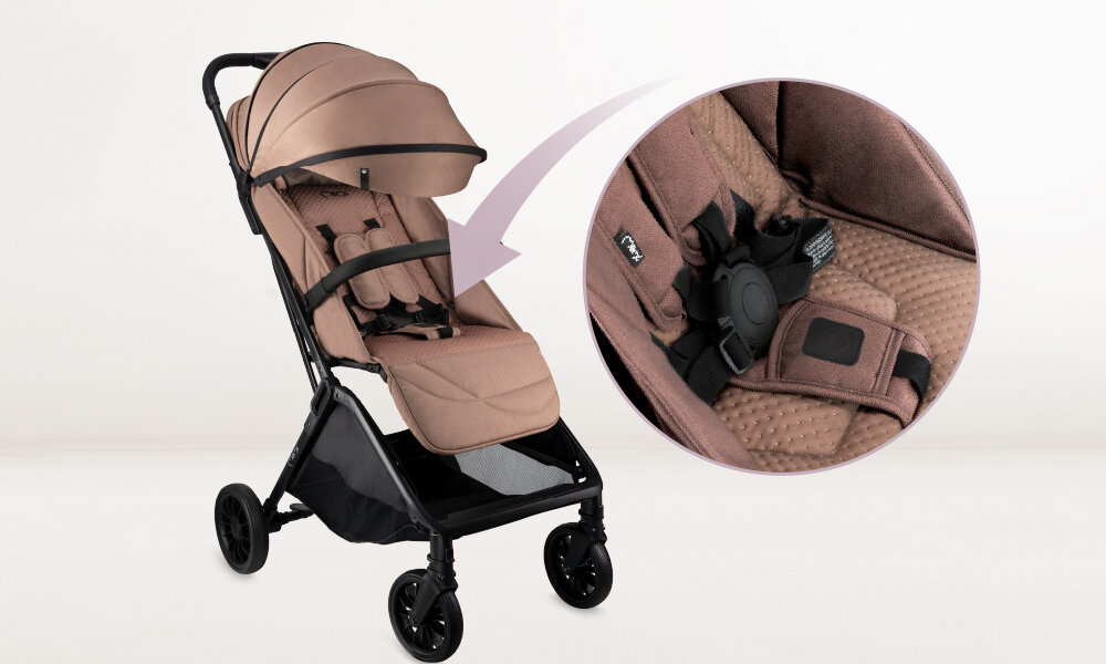 Wózek spacerowy MOMI Andrea Jasnobrązowy  Bezpieczne spacery Pięciopunktowe pasy zgodna z normami EN 1888-1 i EN 1888-2  swoboda