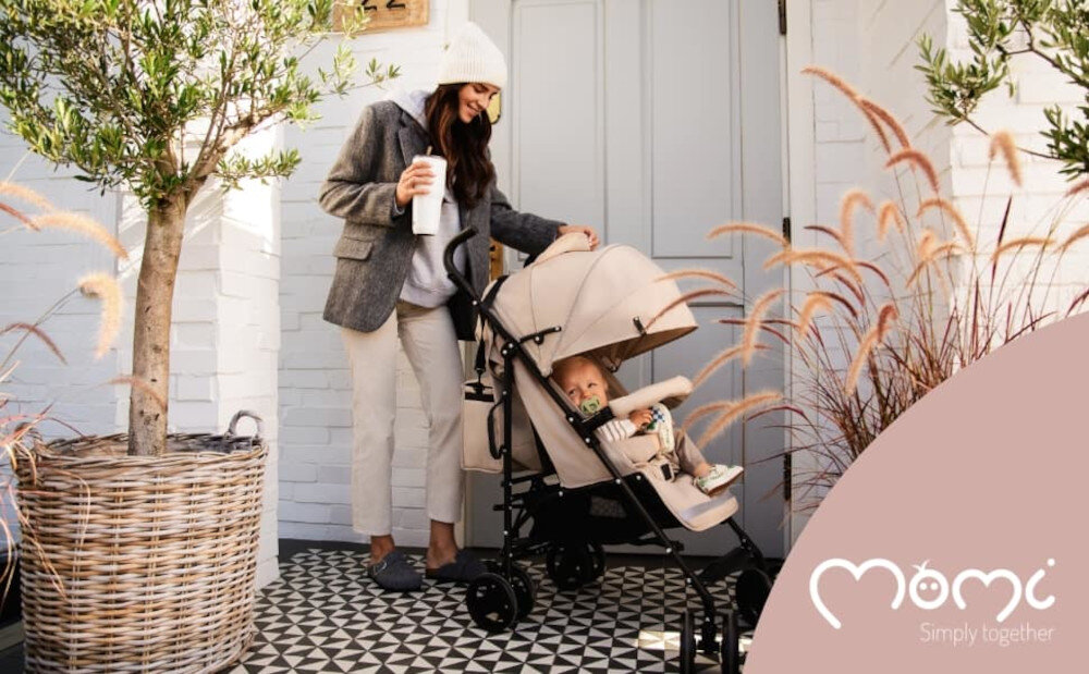Wózek spacerowy MOMI Akira Beżowy wózek na każdy dzień