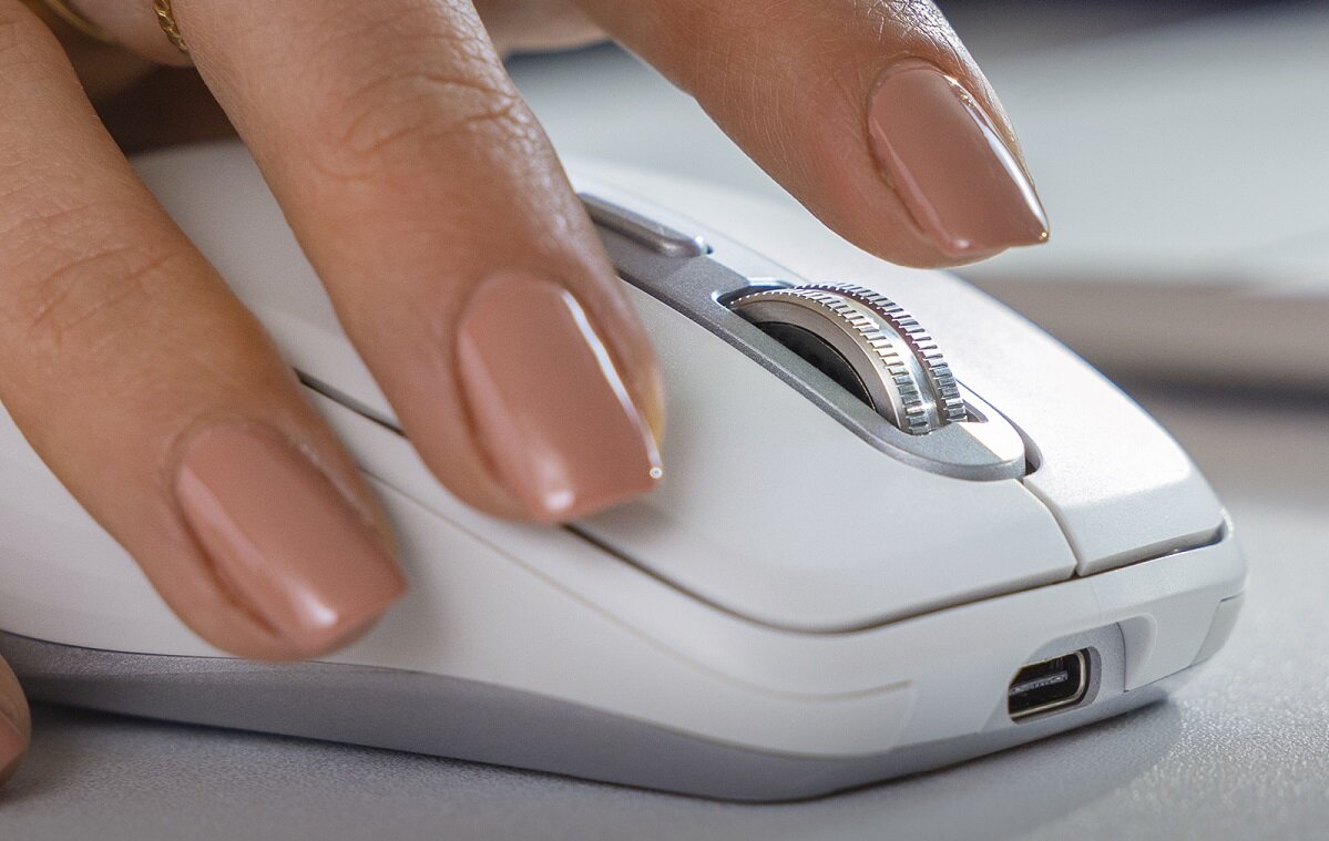 Mysz LOGITECH MX Anywhere 3S PRACA NAWET NA SZKLE CICHA PRACA MAGNETYCZNA ROLKA PRZEWIJANIA OPTYMALIZACJA PRACY