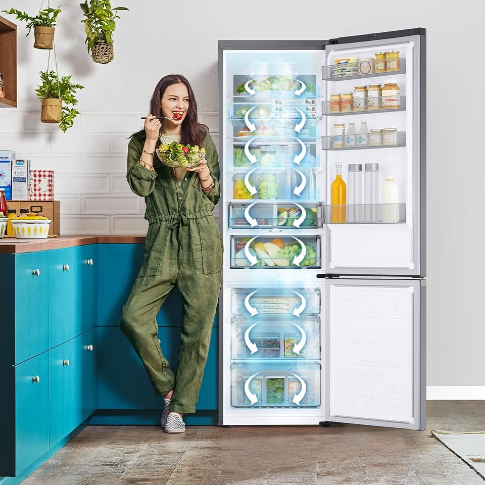 Pojedynczy obieg powietrza odpowiada za skuteczne chłodzenie w lodówce Samsung RB38C776CS9