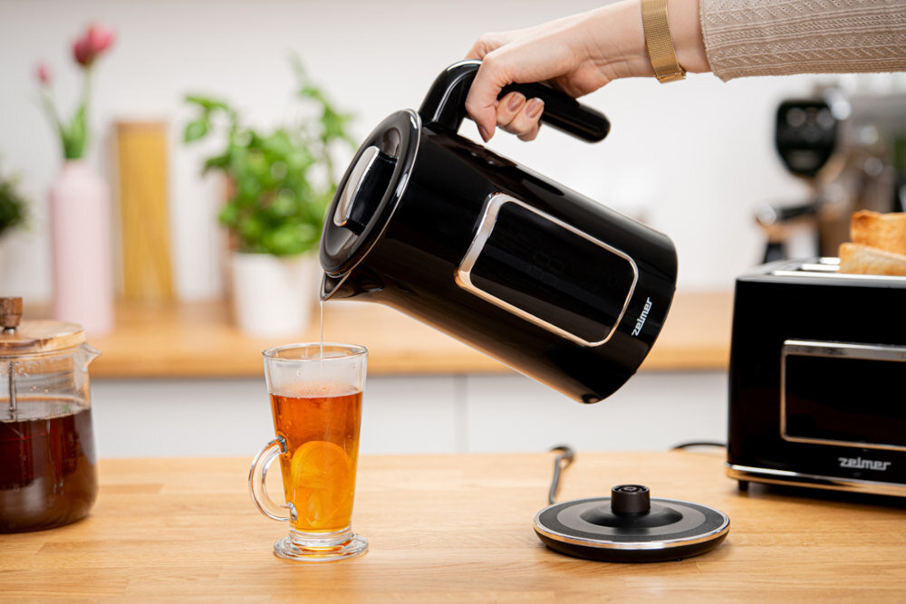 Czajnik ZELMER ZCK8065 Czarny Swoboda ruchu podstawa 360°