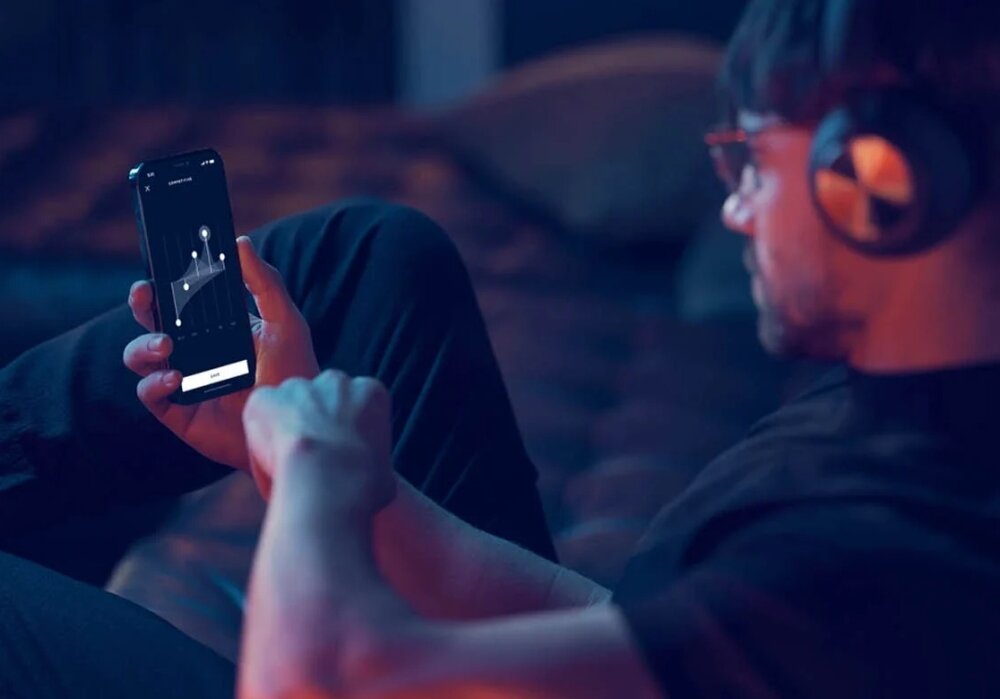 Słuchawki BANG & OLUFSEN Beoplay Portal design komfort lekkość dźwięk jakość wrażenia słuchowe ergonomia lekkość sport aktywność podróże czas pracy działanie akumulator