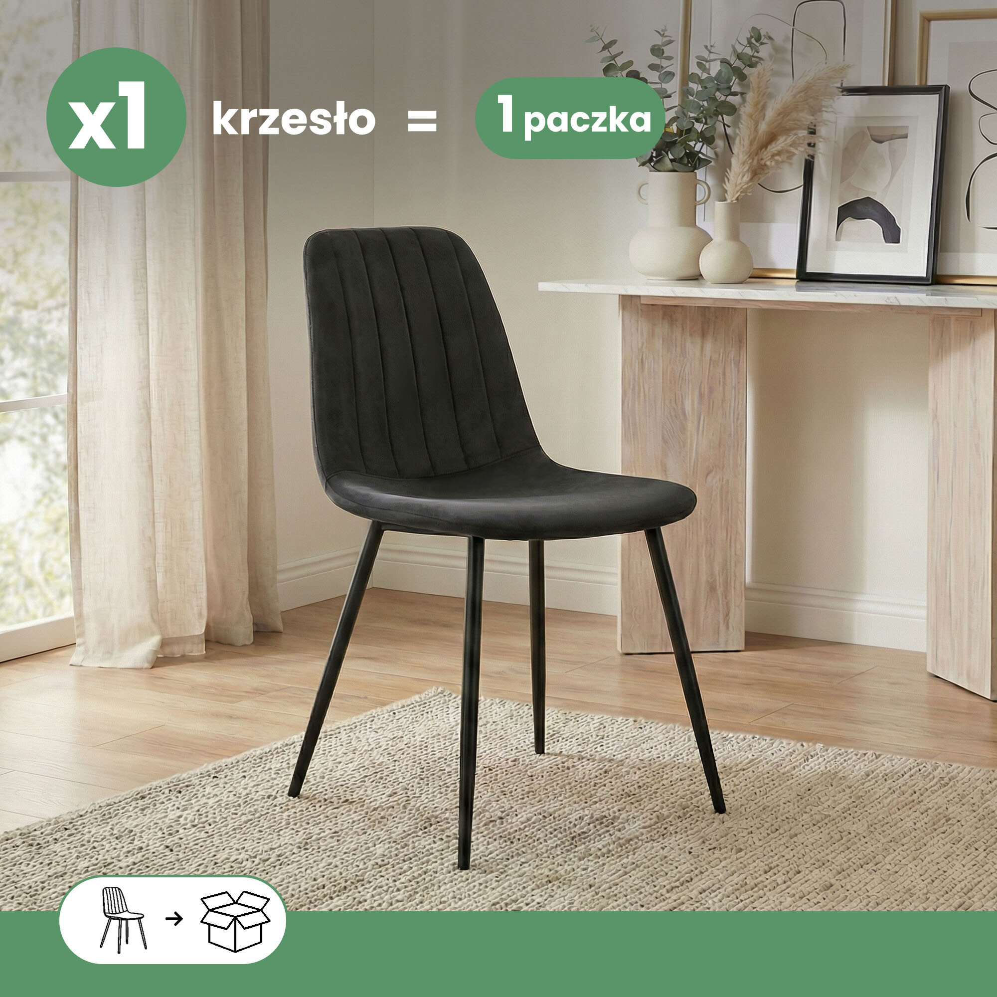 Czarne, welurowe krzesło tapicerowane z pikowanym oparciem stoi na dywanie w jasnym wnętrzu. Na obrazie widoczny jest tekst: \'x1 krzesło = 1 paczka\'.