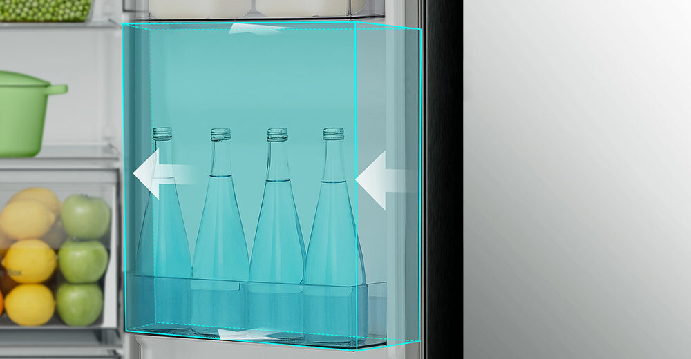 LODÓWKA HISENSE RQ5P470SMFE lifestyle wizualizacja półka na drzwiach butelki strzałki szerokość duże XXL głębokie bezpieczeństwo butelek