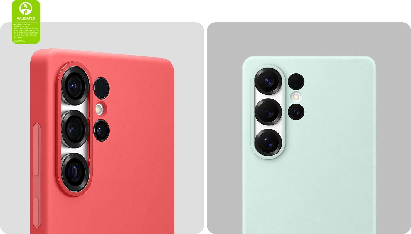 Dwa Galaxy S25 Ultra, z założonymi etui Silicone Case, z widocznymi tylnymi obiektywami aparatów. Jest używany do oglądania filmów w trybie poziomym. W lewym rogu widoczny jest znak walidacji ochrony środowiska UL Environmental Claim Validation Mark z napisem 'EF-GS938 ZAWIERA MINIMUM 7,1% MATERIAŁU POCHODZĄCEGO Z RECYKLINGU POKONSUMENCKIEGO, W TYM 19% MATERIAŁU POCHODZĄCEGO Z RECYKLINGU POKONSUMENCKIEGO W PLASTIKU EF-GS938. UL.COM/ECV'.