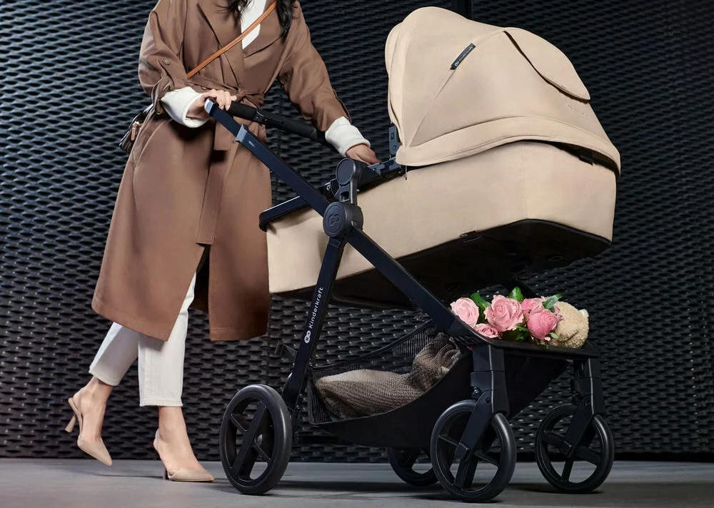 Wózek wielofunkcyjny KINDERKRAFT Newly 4w1 Mink Pro Czarny Duża wodoodporna budka filtr UPF50+ dodatkowy daszek ochrona okienko w budce