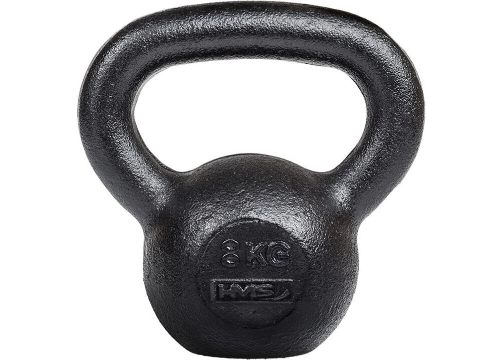 Kettlebell HMS KZG08 (8 kg) kettlebell na białym tle widoczny od przodu płaski spód umożliwia bezpieczne odstawienie odważnika na podłogę sprzęt nie przetacza się po powierzchni ułatwia organizację domowej strefy ćwiczeń