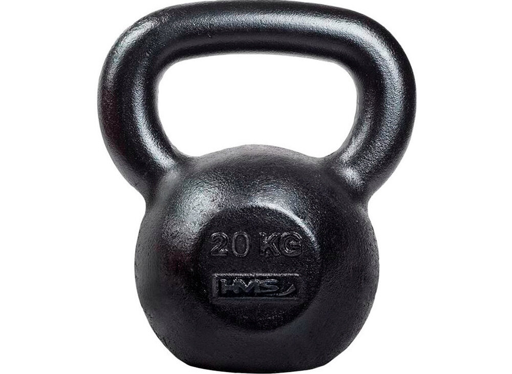 Kettlebell HMS KZG20 (20 kg) kettlebell na białym tle widoczny od przodu płaski spód umożliwia bezpieczne odstawienie odważnika na podłogę sprzęt nie przetacza się po powierzchni ułatwia organizację domowej strefy ćwiczeń