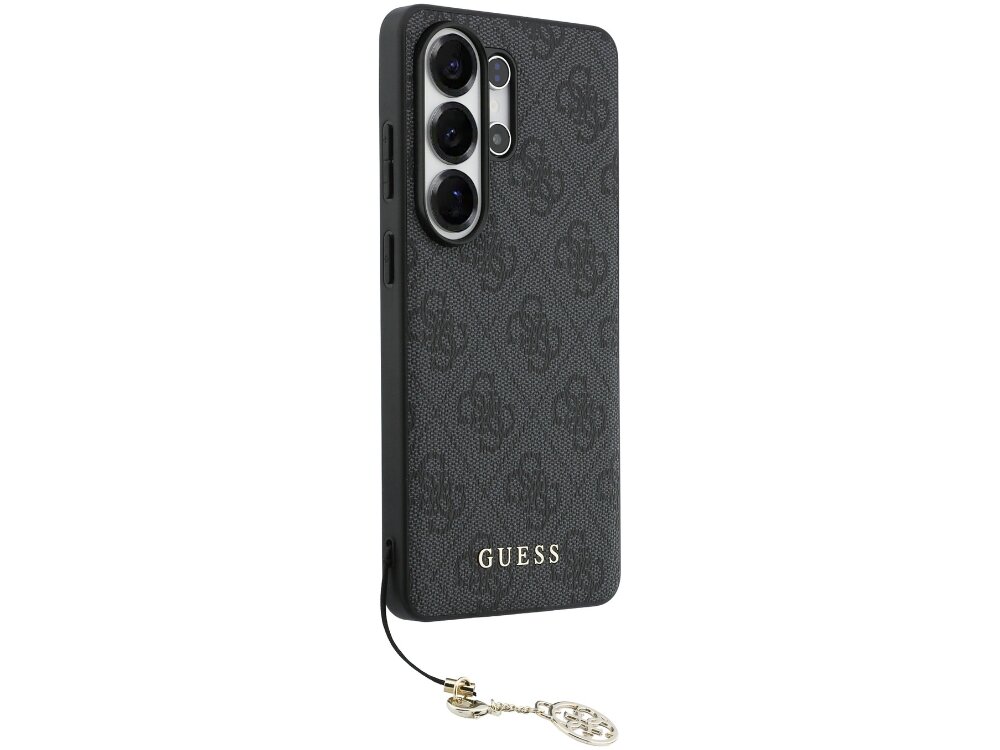Etui Guess 4G Charms Collection Samsung Galaxy S26 Ultra - eleganckie, luksusowe, złote logo Czarne etui Guess na telefon z logo 4G, złotym napisem Guess i doczepioną ozdobną zawieszką z logotypem.
