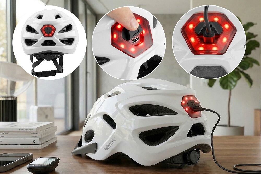 Biały kask rowerowy z czerwonymi światłami LED z tyłu, widoczny w kilku ujęciach. Na kasku znajduje się logo \'VAYOX\', a z tyłu widać port ładowania z podłączonym kablem.