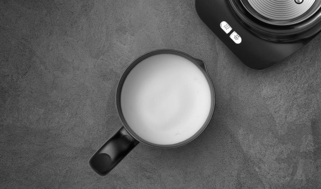 Spieniacz do mleka LAUBEN Milk Frother 550BC Prosta obsługa Intuicyjne sterowanie dwoma przyciskami temperatura czas podgrzewanie temperatura cappuccino, latte czy kakao