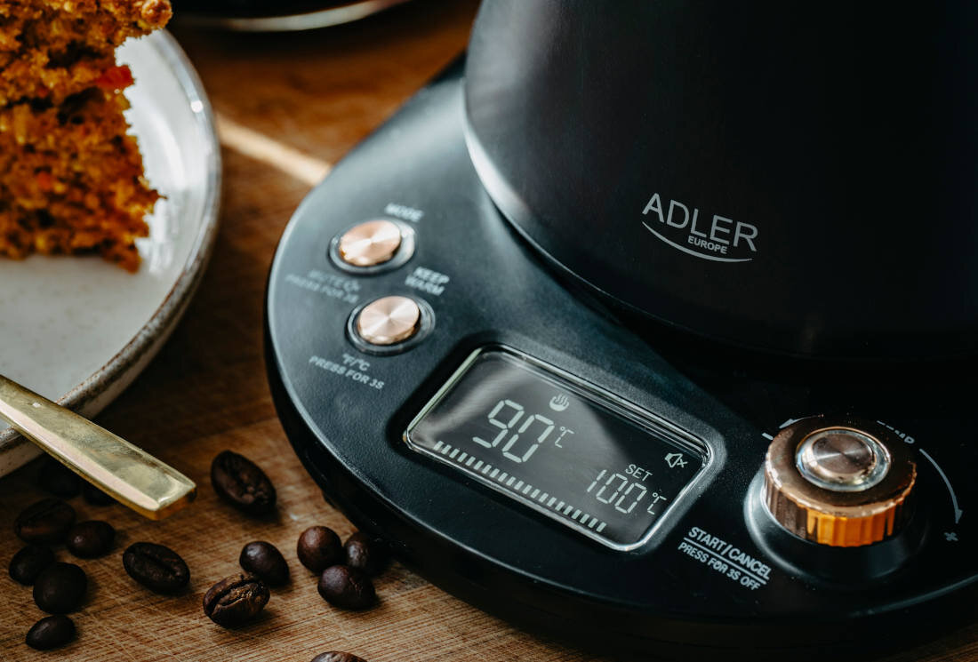 Czajnik ADLER AD 1349 Czarny Wyraźne wskazania LED informacja kontrola proces gotowanie