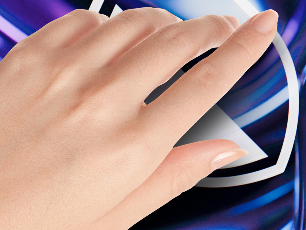 3MK Hardy Fusion Gładka powierzchnia płynne przewijanie stron Matryca reaguje na dotyk od razu współpracuje z czytnikami linii papilarnych wszystkimi czujnikami Powłoka oleofobowa warstwa antystatyczna - dłoń na ekranie