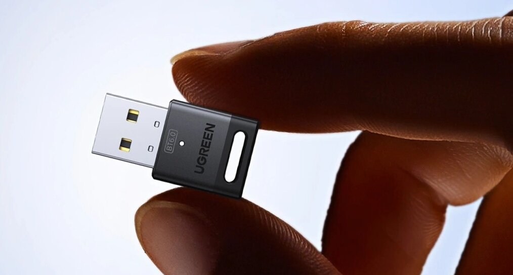 Adapter Bluetooth UGREEN 75073 Bluetooth 6.0 USB-A do komputera Windows stabilna łączność bezprzewodowa