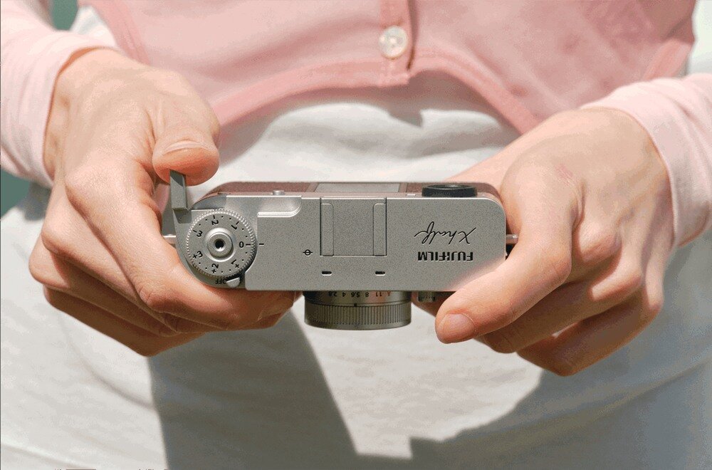 Aparat FUJIFILM X half Tryb aparatu analogowego  wizjer robienie zdjęć 