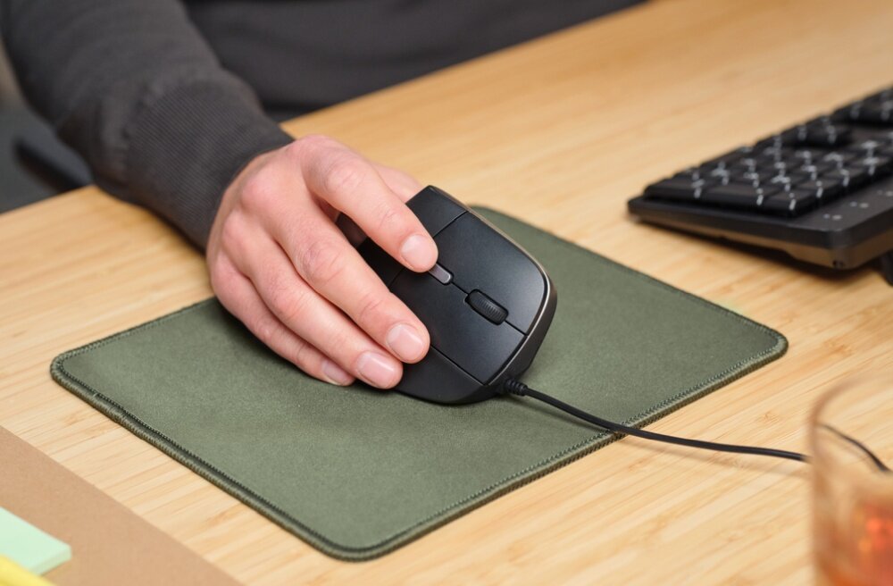 Mysz TRUST Bayo II Czarny dodatkowe przyciski