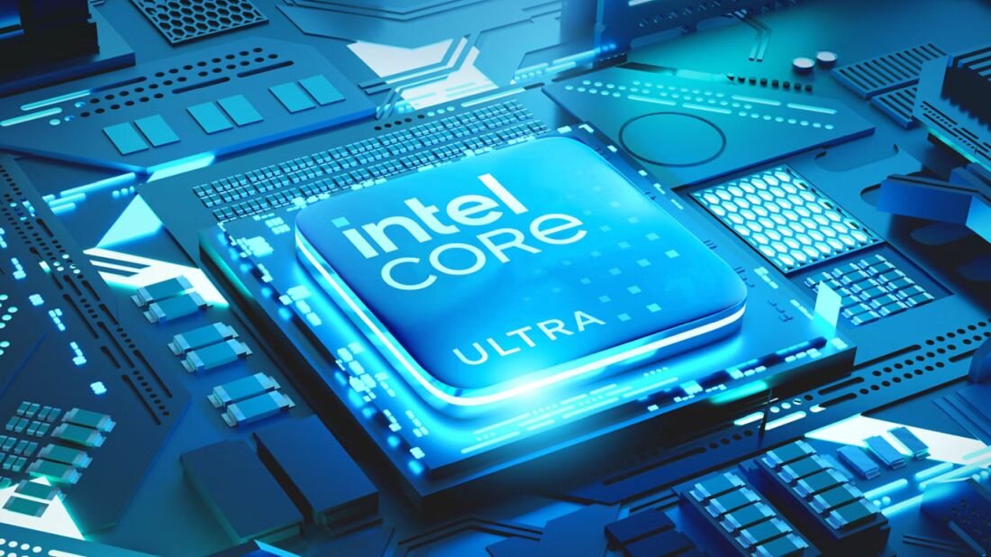 Obraz przedstawia procesor z napisem \'intel CORE ULTRA\' na tle płyty głównej z elementami elektronicznymi.