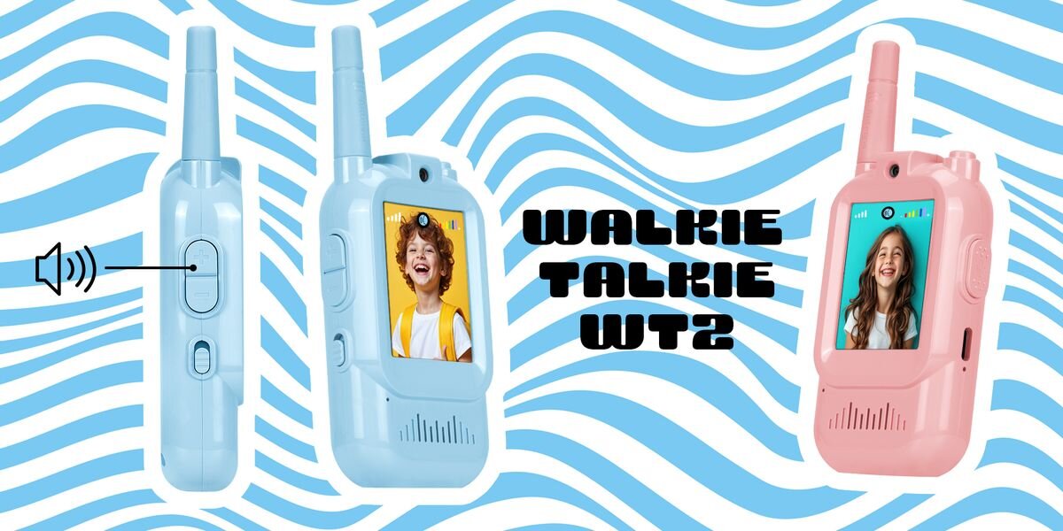 Krótkofalówka REDLEAF Walkie-talkie WT2 Niebieski, Różowy (2 szt.), Tryby, ekran, funkcje, obsługa, Grafika promocyjna dziecięcych krótkofalówek Walkie Talkie WT2 w kolorze niebieskim i różowym; na ekranach widać uśmiechnięte dzieci, obok pokazano przyciski regulacji głośności, a w tle znajduje się falisty, niebiesko-biały wzór