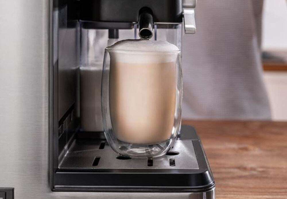 Ekspres CECOTEC Power Espresso 20 Touch Cream Wybór porcji dla Ciebie  pojedynczą czy podwójną kawę łatwo dopasować napój do nastroju, pory dnia lub wielkości filiżanki