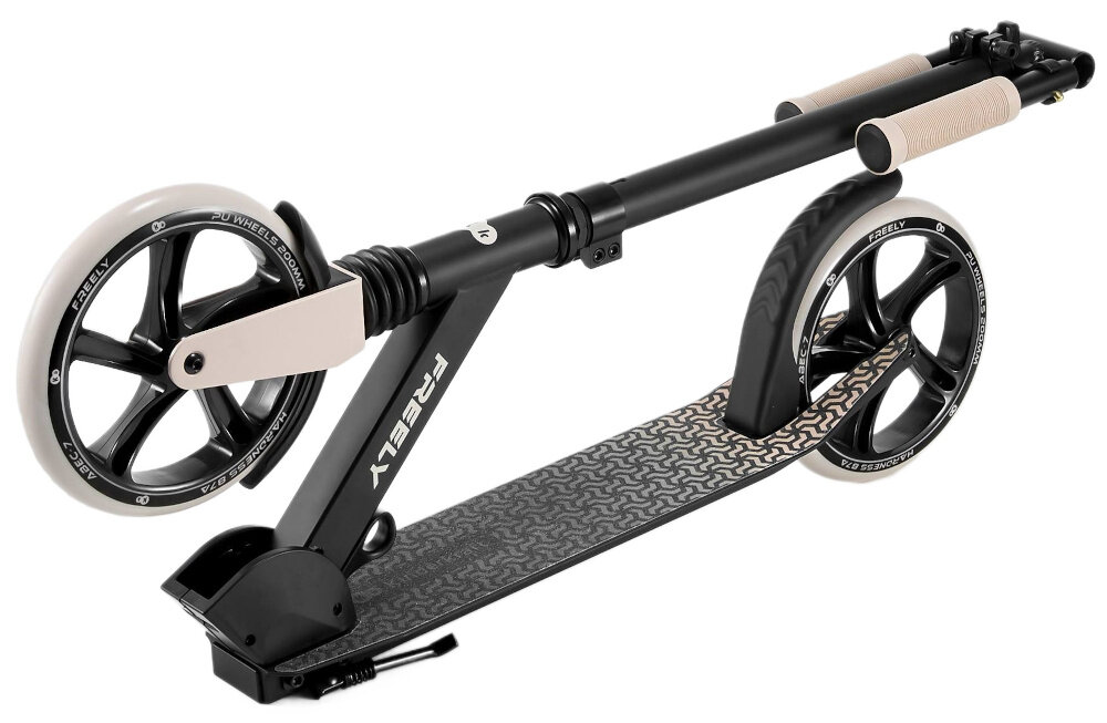 Hulajnoga KINDERKRAFT Freely Beżowy złożona hulajnoga na białym tle dla dzieci od 5 roku życia dla użytkowników do 100 kg wspiera aktywny styl życia pomaga ograniczyć czas spędzany przed ekranem