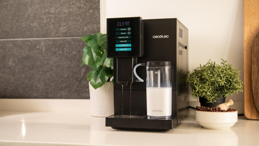 Ekspres CECOTEC Cremmaet Compactccino Connected White Rose Łatwe czyszczenie Automatyczne programy czyszczenia  Wyjmowany moduł zaparzający 