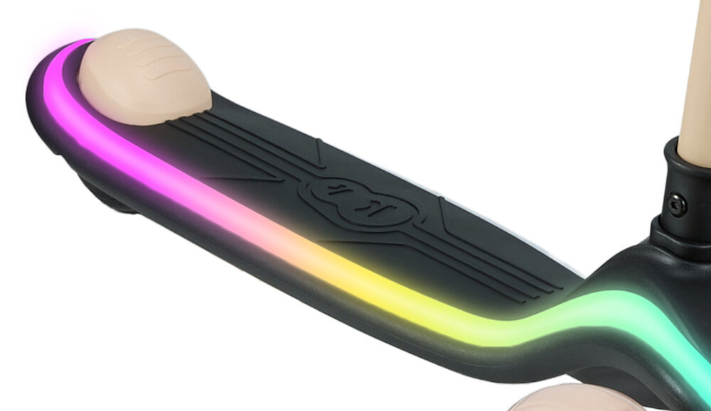 Hulajnoga dla dzieci KINDERKRAFT Raket Beżowy zbliżenie na hamulec tylne kółko zostało wyposażone w hamulec szybkie i kontrolowane zatrzymanie hulajnogi dziecko uczy się reagować na sytuacje na drodze stopniowo wypracowuje prawidłowe nawyki hamulec wspiera samodzielność i zwiększa kontrolę