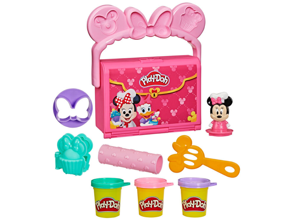Ciastolina PLAY-DOH Disney Junior Mickey Mouse Przenośna cukiernia G31085X0 Pełna zawartość zestawu Play-Doh Disney Minnie Mouse: różowa walizeczka, figurka Minnie, 3 tuby ciastoliny (zielona, różowa, fioletowa), wałek w serca, wycinak w kształcie kokardy, foremka do babeczek i łopatka.