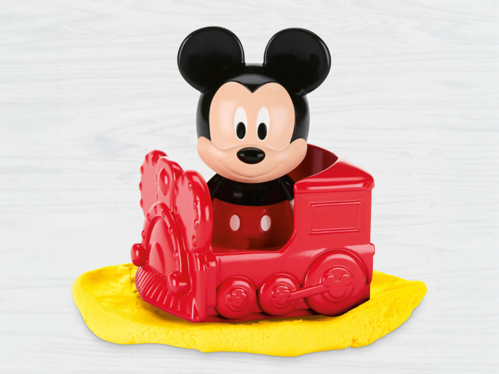 Ciastolina PLAY-DOH Disney Junior zestaw pieczątek G31105L0 Zestawienie narzędzi i efektów zabawy Play-Doh Mickey Mouse: czerwony śrubokręt z uszami Miki, pomarańczowy klucz płaski, niebieska forma koła zębatego oraz żółta prasa z wytłoczonym wzorem Disneya.
