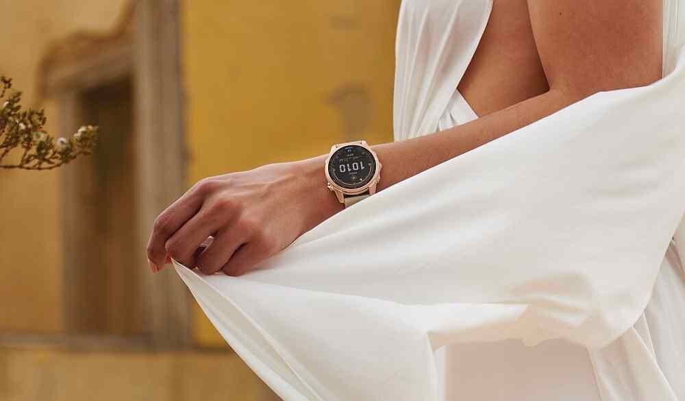 Smartwatch GARMIN seria Fenix 7 ekran bateria pamięć muzyka sterowanie pojemność rozdzielczość pasek sport zdrowie czujniki serce puls tętno