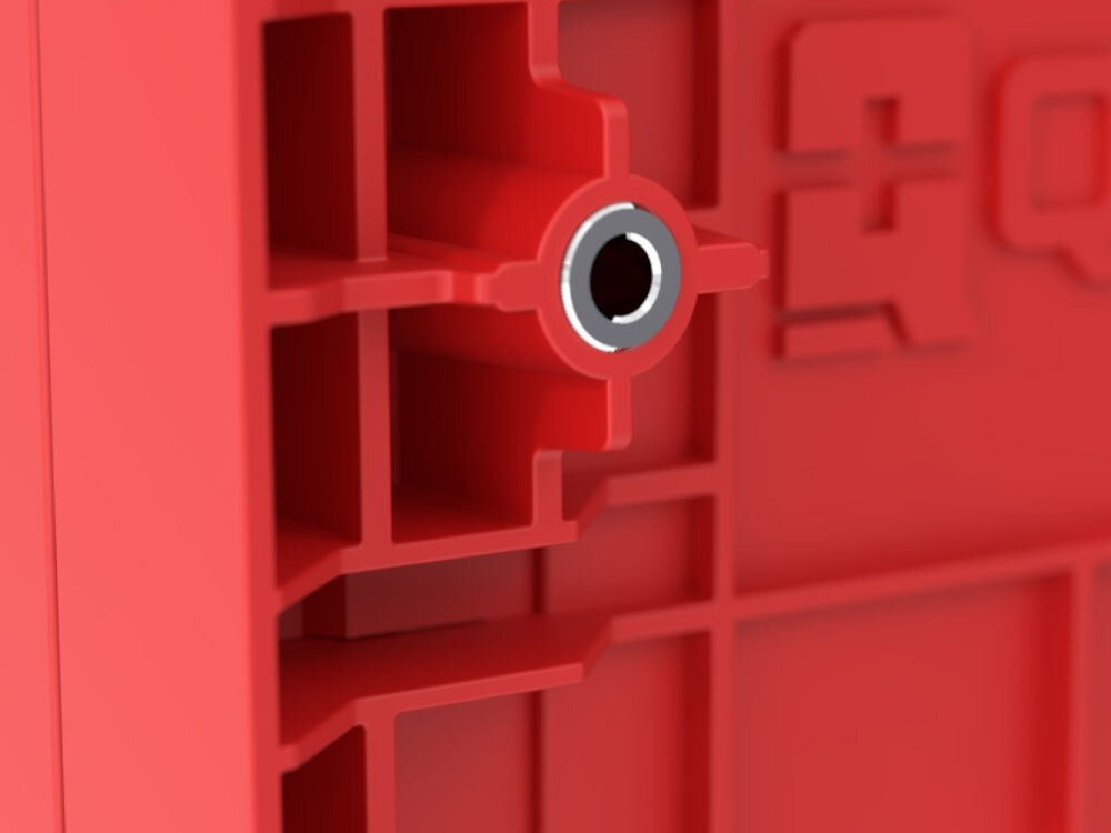 Skrzynka narzędziowa QBRICK System Pro Drawer 1 Toolbox 2.0 Profi Basic Red Ultra HD Custom, Gwintowane, inserty, blokada, szuflady, Zbliżenie na otwór montażowy z metalową tuleją.