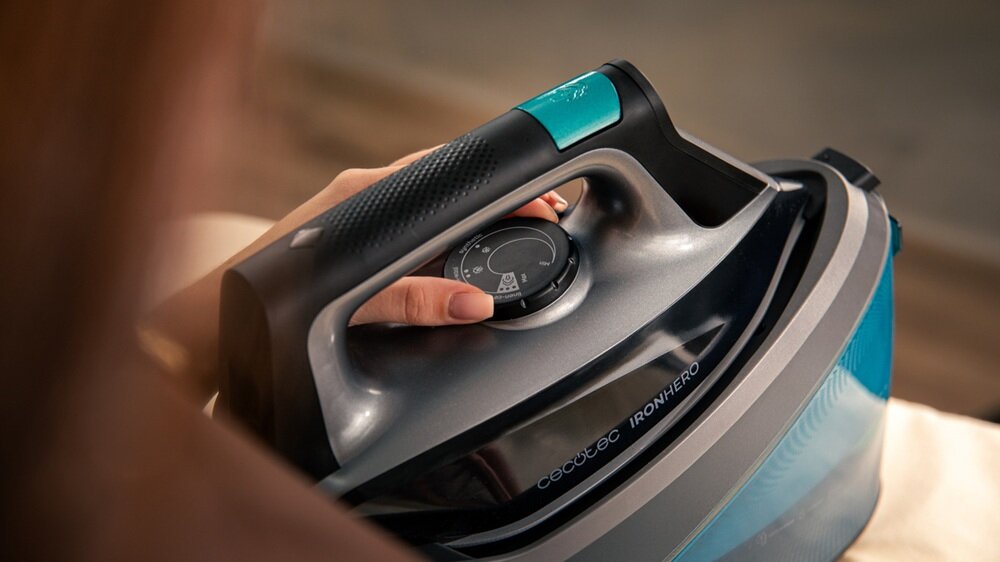 Generator pary CECOTEC IronHero H-2800 Station wysoka moc, stabilna praca, dual steam pro, równomierne rozprowadzenie ciepła