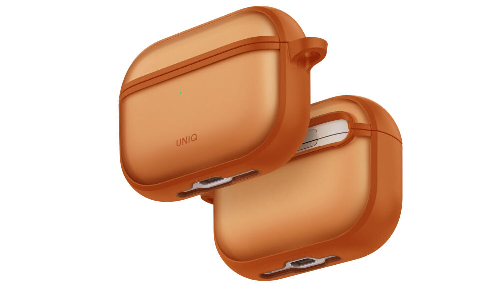 Pomarańczowe etui na słuchawki z napisem \'UNIQ\', przeznaczone do Apple AirPods Pro 3. Etui ma gładką powierzchnię i otwór na ładowanie na spodzie.