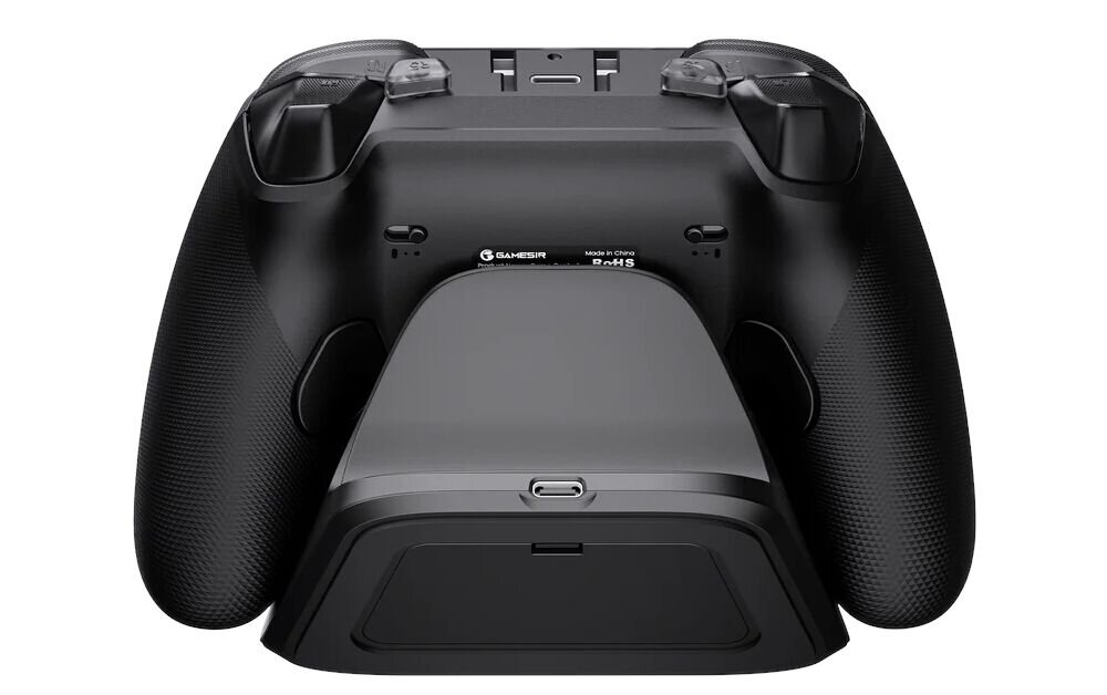 Kontroler GAMESIR G7 Pro Zenless Zone Zero Edition pad od tyłu przed nim stacja ładowania na białym tle ładowanie i funkcje dodatkowe
