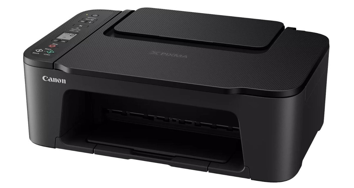 Czarne urządzenie wielofunkcyjne z widocznym logo Canon i panelem sterowania z przyciskami oraz wyświetlaczem. Na górze znajduje się pokrywa skanera, a poniżej otwór na papier.