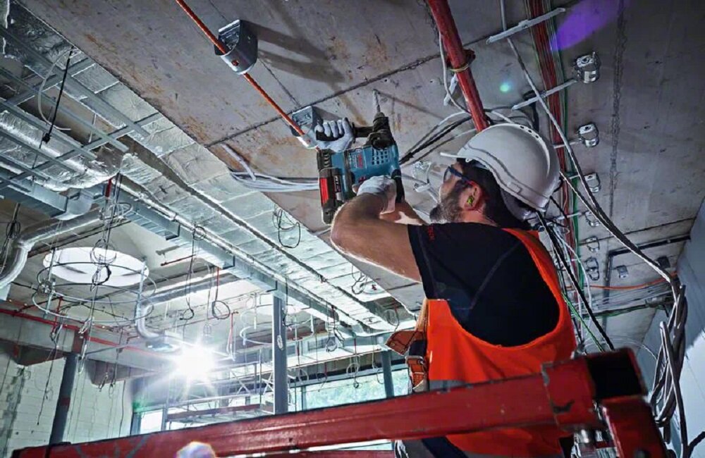 Młot udarowo obrotowy BOSCH GBH 36 V LI Plus Professional system tłumienia drgań Vibration Control Bosch Electronic Precision Control