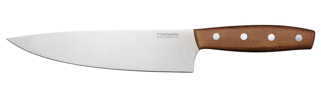 Nóż FISKARS Folken szefa kuchni 1075696 zdjęcie lifestyle Łatwa pielęgnacja należy myć wyłącznie ręcznie  nie należy moczyć ani pozostawiać w wodzie nie nadaje się do mycia w zmywarce