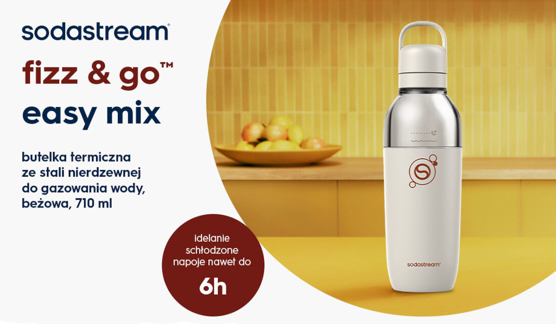 Obraz przedstawia beżową butelkę termiczną Sodastream Fizz & Go Easy Mix o pojemności 710 ml, wykonaną ze stali nierdzewnej, z logo producenta. Obok butelki znajduje się tekst: \'butelka termiczna ze stali nierdzewnej do gazowania wody, beżowa, 710 ml\' oraz \'idealnie schłodzone napoje nawet do 6h\'.