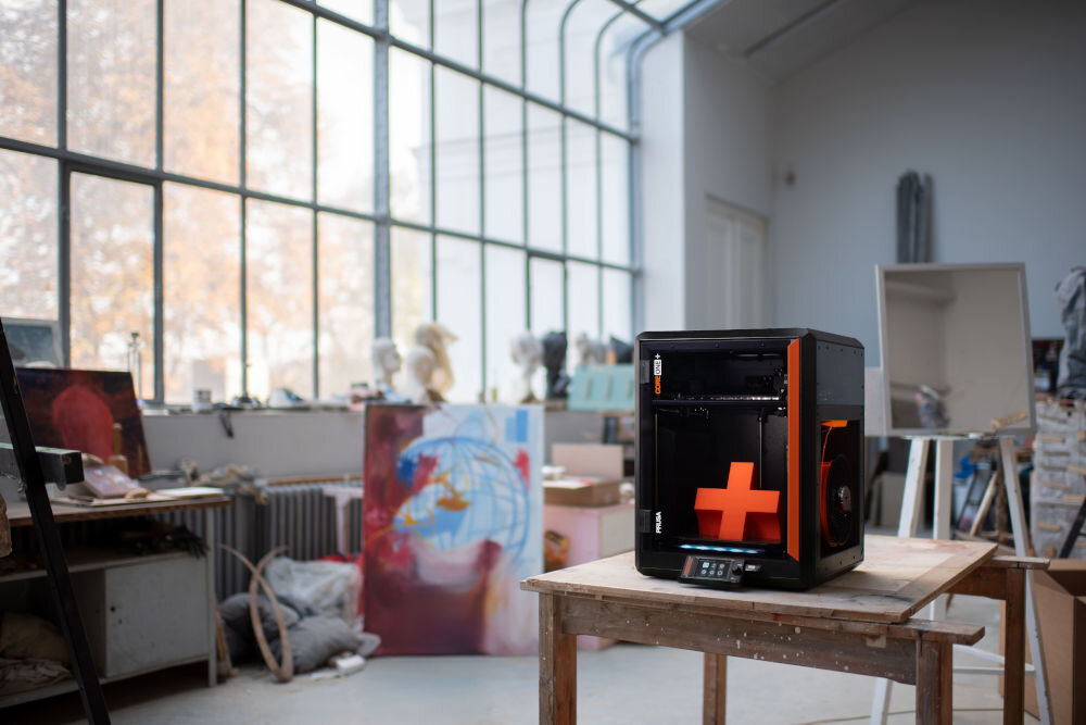Drukarka 3D PRUSA Core One+ Wi-Fi, LAN (Zamontowana) Drukarka Prusa Core One w jasnej pracowni