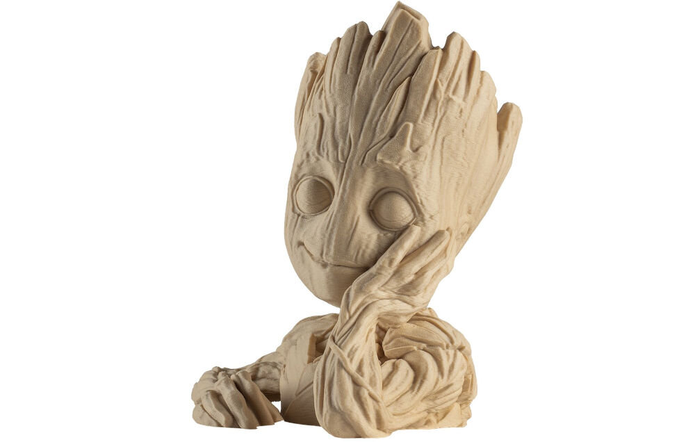 Drukarka 3D PRUSA Core One+ Wi-Fi, LAN + Zestaw do montażu Jasnobrązowy wydruk 3D przedstawiający popiersie postaci Groota praca offline, prywatność danych, bezpieczeństwo projektów