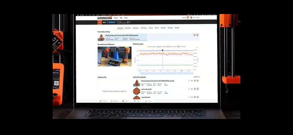 Drukarka 3D PRUSA XL Wi-Fi, LAN (5 Głowic) Ekran laptopa z panelem sterowania drukarką w przeglądarce internetowej Prusa Connect, zdalne sterowanie, podgląd online