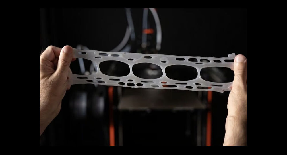 Drukarka 3D PRUSA XL Wi-Fi, LAN (1 Głowica) wydruk silikonowy trzymany w dłoniach Open Source, modyfikacje, dostęp do kodu