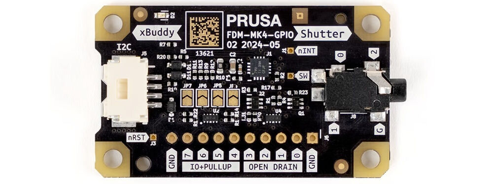 Drukarka 3D PRUSA MK4S Wi-Fi, LAN (Zmontowana) płyta na białym tle płyta xBuddy, 32-bitowa elektronika, stabilność