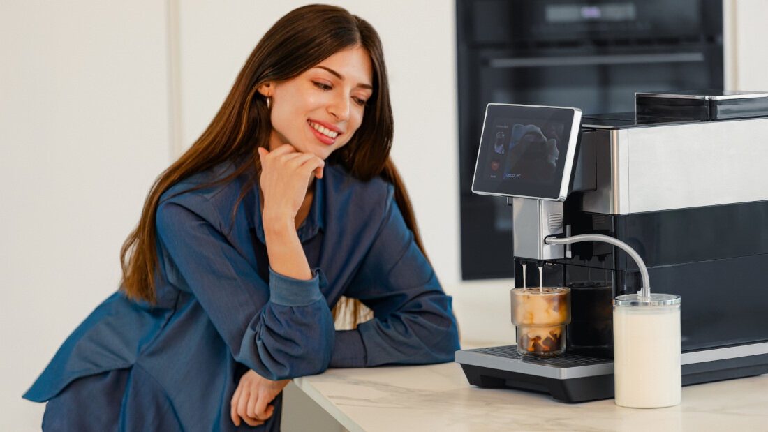 Ekspres CECOTEC Cremmaet Tempo Personalizacja każdego łyku funkcja DIY moc, temperatura, ilość wody i poziom piany możliwości napój preferencje gusta