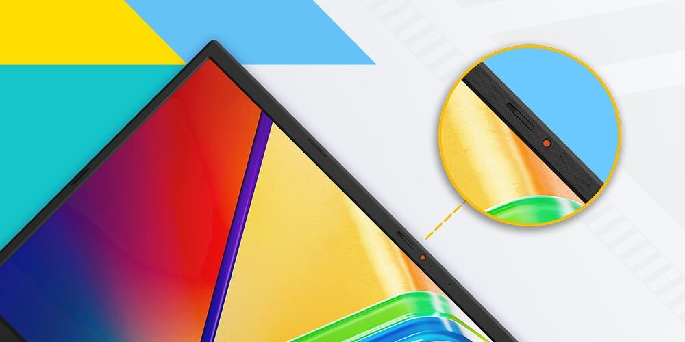Zbliżenie na górną ramkę ekranu laptopa ASUS VivoBook 17 z widoczną przesłoną kamery - Zintegrowana osłona prywatności