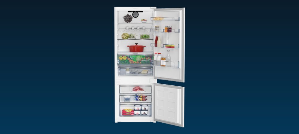 LODÓWKA BEKO BCNE400E40SN wizualizacja lodówka otwarta wnętrze półki szuflady produkty Funkcjonalność na co dzień