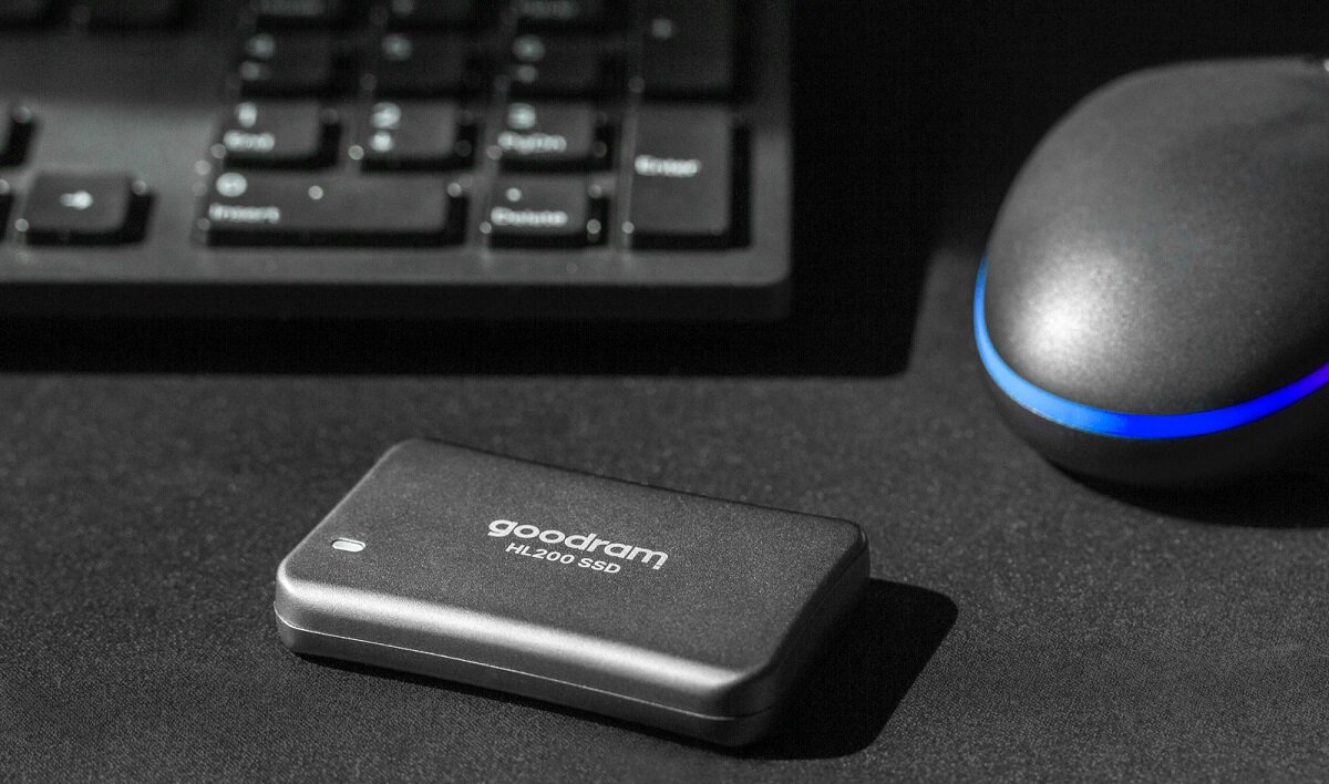 Dysk GOODRAM HL200 bezpieczeństwo Twoich danych Niewielki Płynna praca Maksymalna prędkość odczytu  Maksymalna prędkość zapisu Wymiary waga kolor pojemność niezawodność trwałość