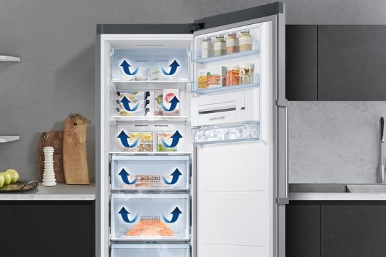 Samsung Chłodne powietrze w każdym zakamarku zamrażarki. All-Around Cooling Samsung Chłodne powietrze w każdym zakamarku zamrażarki. All-Around Cooling