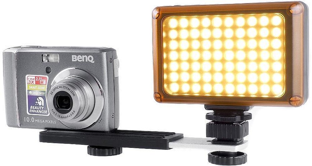Lampa LED YONGNUO YN0906 II aparat zdjęcia moc jasność błysk pomiar ekran ustawienia