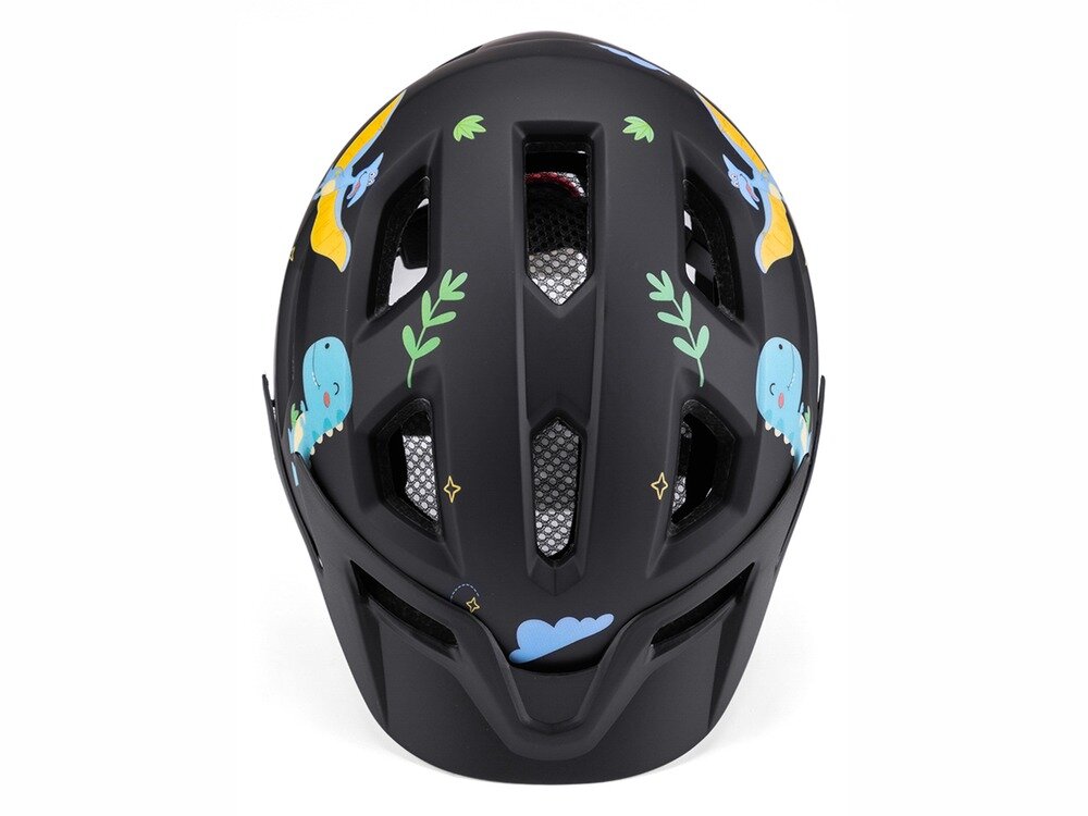 Czarny kask rowerowy z kolorowymi grafikami przedstawiającymi dinozaury i rośliny. Kask posiada otwory wentylacyjne z siatką ochronną.