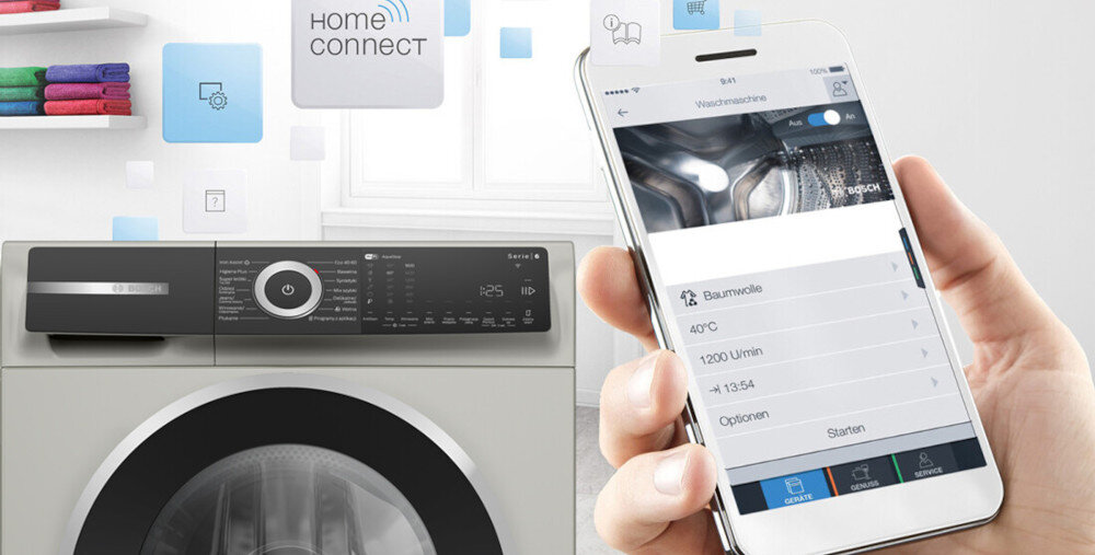 PRALKA BOSCH WGH2460XPL lifestyle smartfon logo ikonki marka aplikacja ręczniki dłoń telefon pralka front panel Home Connect zdalne sterowanie tabletem sprawdzanie postępu powiadomienia wygoda kontrola oszczędzanie